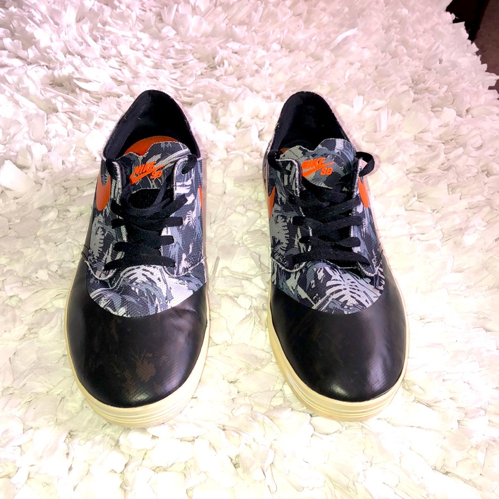 Nike SB sports shoes size 13 nice